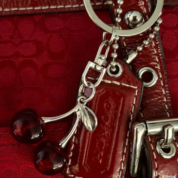 COACH F12345 Vintage Gallery Tote Classic Mini “C” Jacquard w/Patent Trim. - Picture 8 of 10